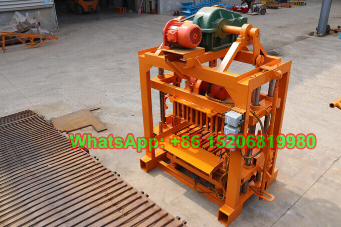 GiantLin QT40-2 manual concrete hollow block making machine for Ghana